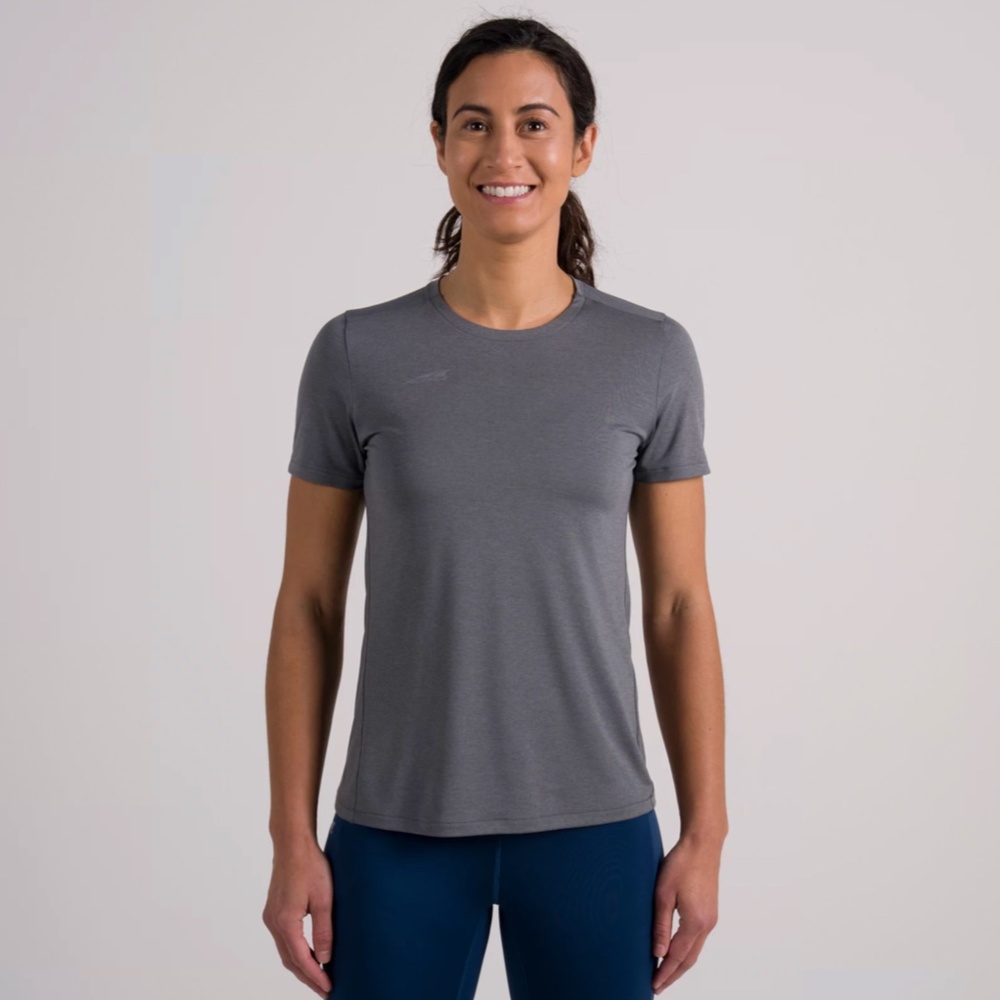 Altra - WOMEN'S CORE SHORT SLEEVE TEE - XS